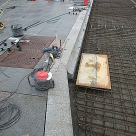 <h4>Ski Busstasjon 2019-2020</h4><p>Anpassning av kantstein innan betonggjutningen.</p>