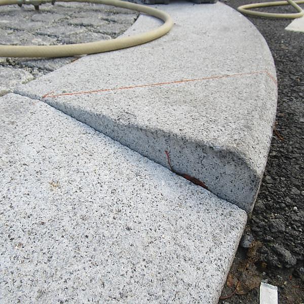 
	<h4>Overgang kantstein.</h4>
	